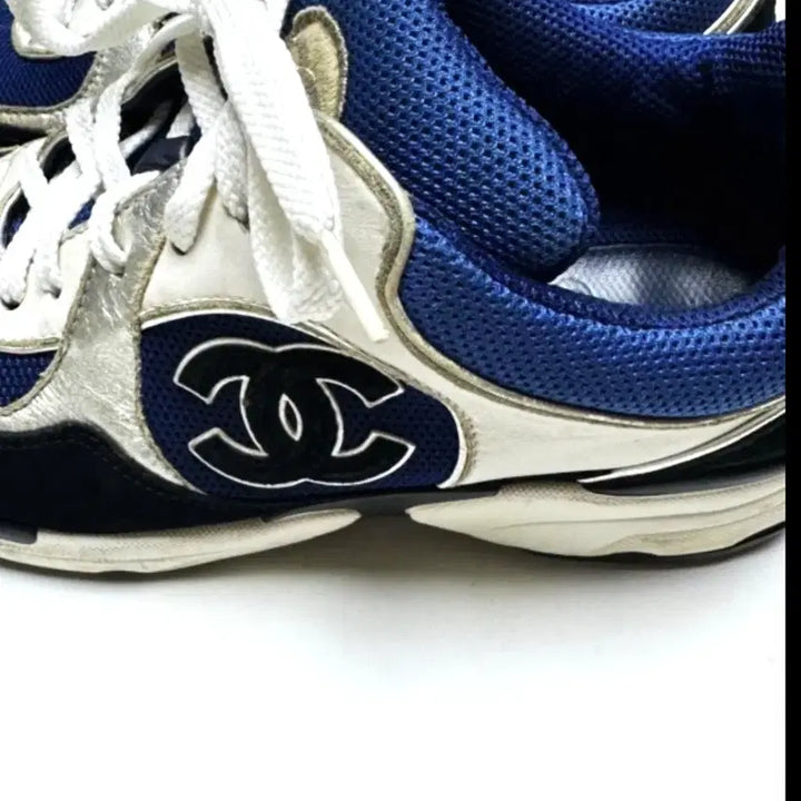 [BUNJANG] Sneakers (Size 39) / 샤넬 스니커즈(39)