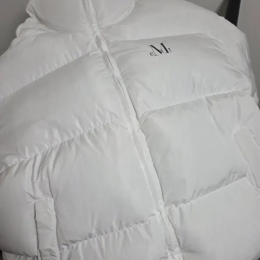 [SOLD OUT] 무센트 웰론 숏패딩 남녀공용 (화이트)