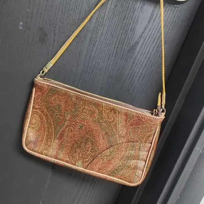 [BUNJANG] Etro Paisley Clutch Shoulder Bag / Etro  에트로 페이즐리 크러치 숄더백