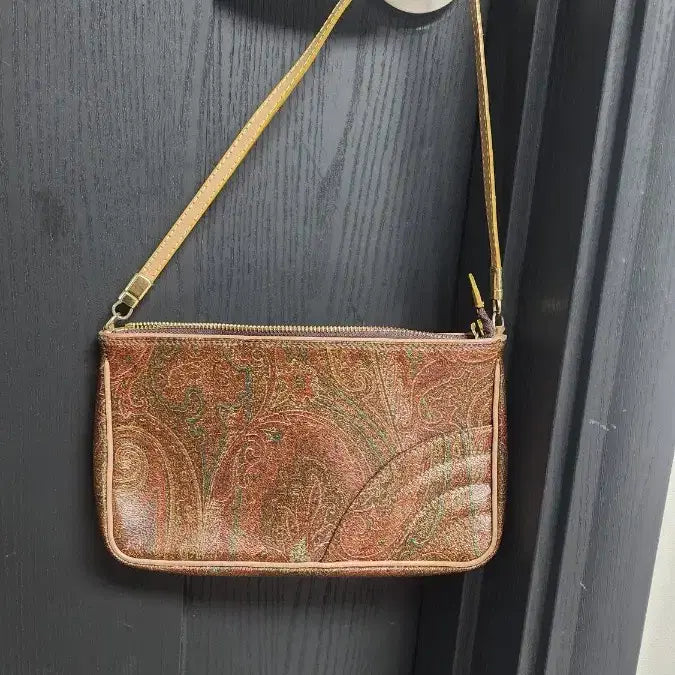 [BUNJANG] Etro Paisley Clutch Shoulder Bag / Etro  에트로 페이즐리 크러치 숄더백
