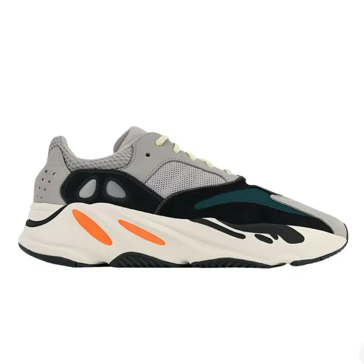 [BUNJANG] Adidas Yeezy Boost 700 Wave Runner Solid Grey / [300] 아디다스 이지 부스트 700 웨이브 러너 솔리드 그레이