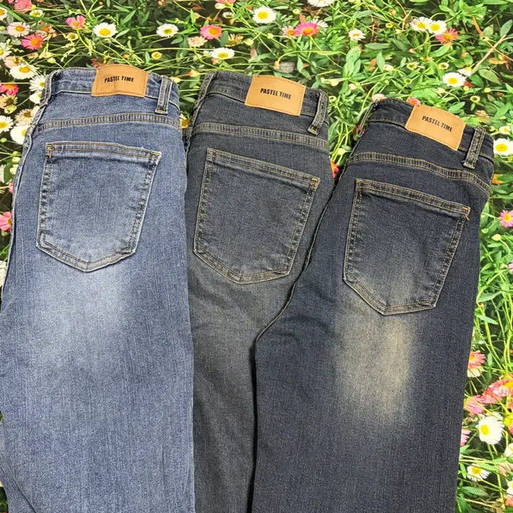 [BUNJANG] Pasteltime Bootcut Jeans Size S Bundle Set / [파스텔타임] 부츠컷 S 3장 기본기장 일괄판매
