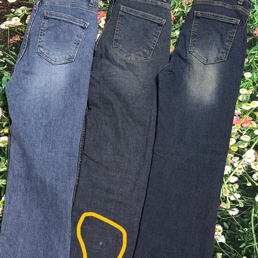 [BUNJANG] Pasteltime Bootcut Jeans Size S Bundle Set / [파스텔타임] 부츠컷 S 3장 기본기장 일괄판매