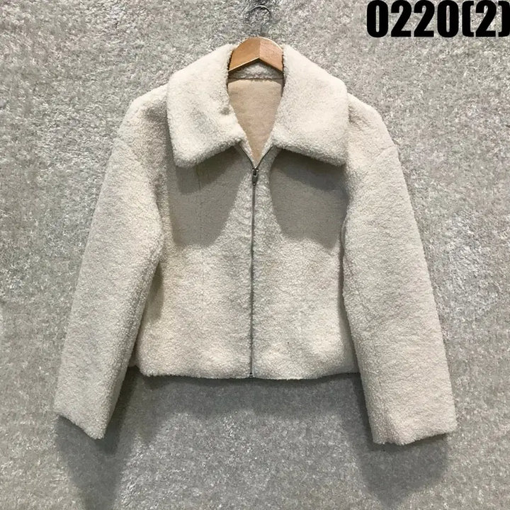 [BUNJANG] Ivory Cropped Jacket (Size S) / 아이보리 뽀글이 크롭 자켓 s