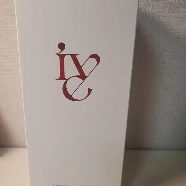 [BUNJANG] IVE Light Stick I'VE Version 1 / 아이브 응원봉 아이해봉 버전 1
