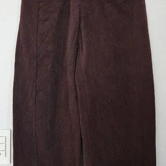 [SOLD OUT] 아이엘 커브드 트라우저
