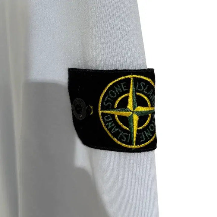 [BUNJANG] Stone Island Sky Blue Crewneck Sweatshirt / 스톤아일랜드 스카이블루 와펜 크루넥 스웻