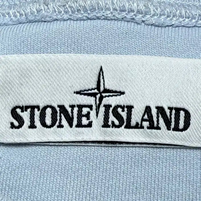 [BUNJANG] Stone Island Sky Blue Crewneck Sweatshirt / 스톤아일랜드 스카이블루 와펜 크루넥 스웻