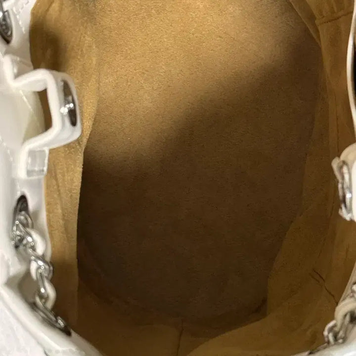 [BUNJANG] Louis Quatorze Cannele Backpack / 루이까또즈 까눌레 백팩