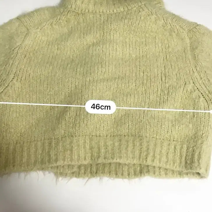 [BUNJANG] Diagonal Crop Knit Cardigan / 다이애그널 크롭 니트 가디건