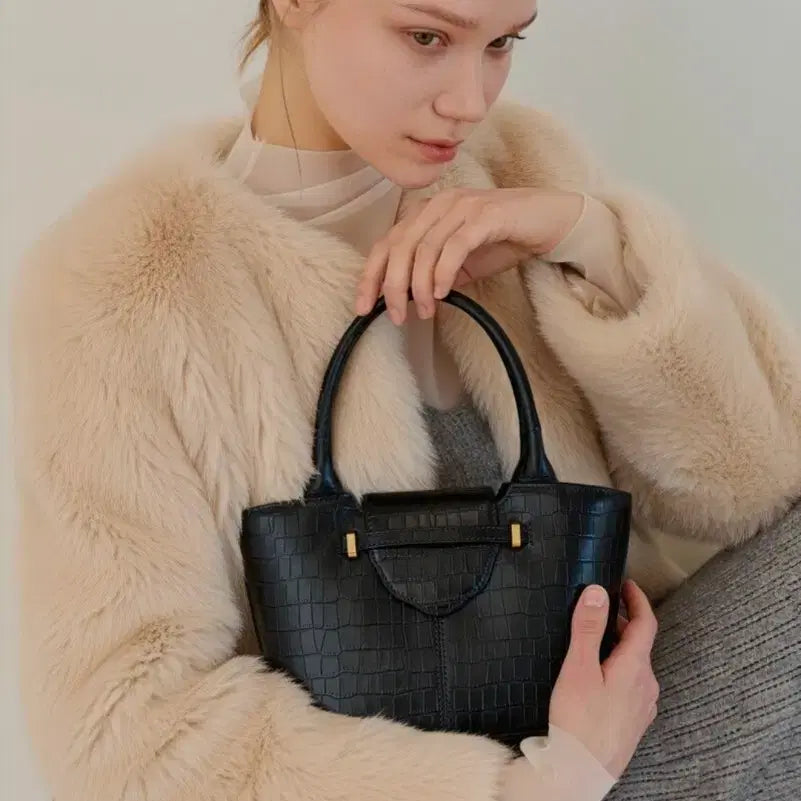 [BUNJANG] Ruohor Rover Panier Small Black Croc Pattern Tote Bag / 루오르 로버 파니에 스몰 백 블랙 크로크 패턴 토트백