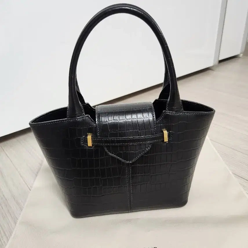 [BUNJANG] Ruohor Rover Panier Small Black Croc Pattern Tote Bag / 루오르 로버 파니에 스몰 백 블랙 크로크 패턴 토트백