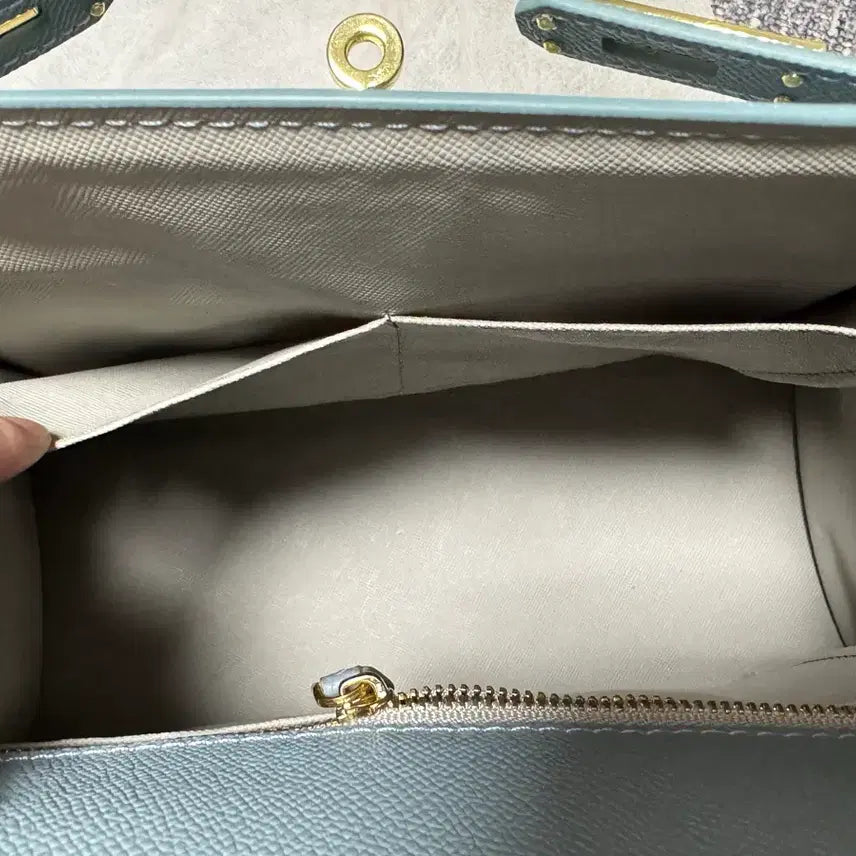 [BUNJANG] Sora Leather Tote Handbag / 새상품 원가 12만원 소가죽 소라색 토트백 핸드백 여성가방