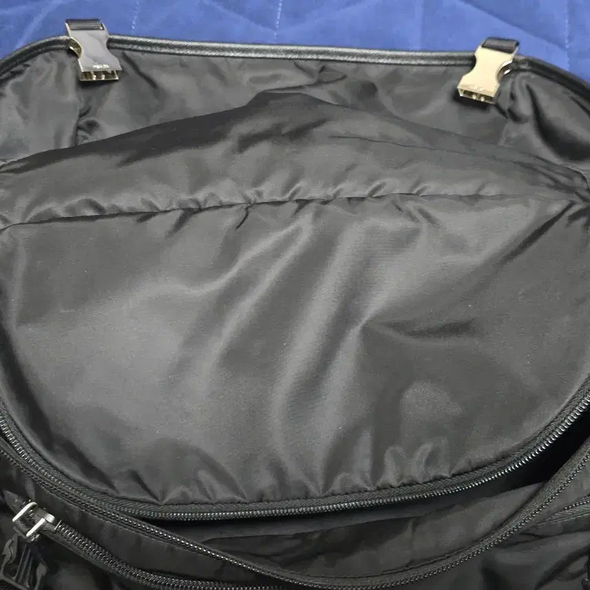 [BUNJANG] Prada Re-Nylon Shoulder Bag (Large) / PRADA 바이커백 라지