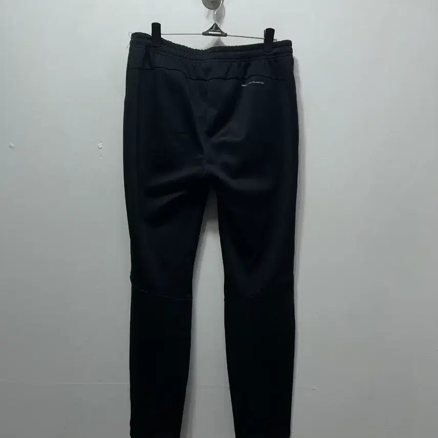[BUNJANG] Descente Black Training Pants S / 데상트 블랙 트레이닝 바지 S