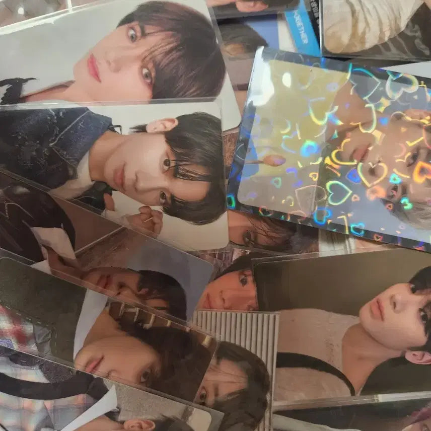 [BUNJANG] TXT Yeonjun Photocard + Light Stick Cover Bundle / 투모로우바이투게더 포토카드 +연준 응원봉 커버 판매합니다