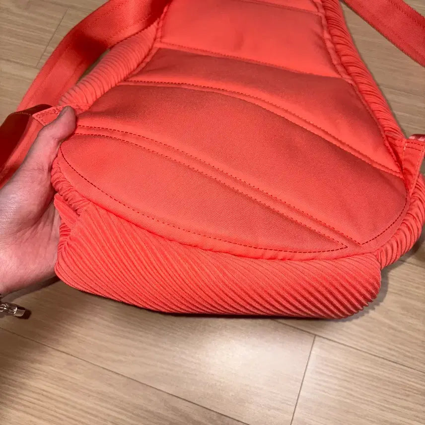 [BUNJANG] Pleats Please Backpack / 플리츠플리즈 바이어스 백팩