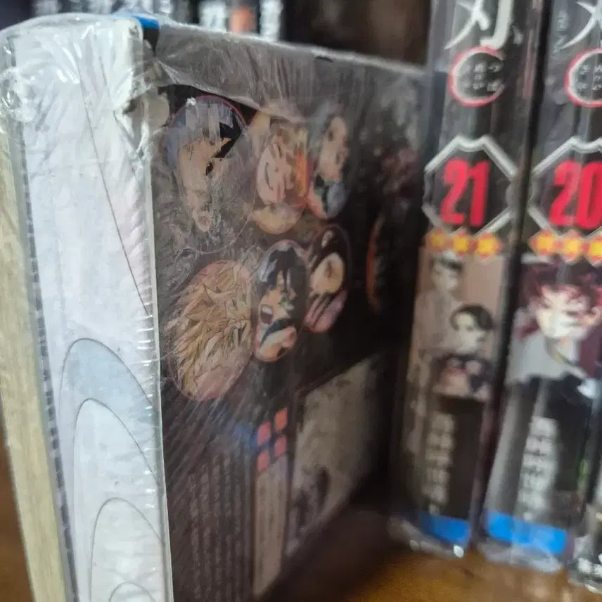 [BUNJANG] Demon Slayer Limited Edition Manga Bundle Set / 귀멸의 칼날 단행본 한정판 포함 판매합니다.