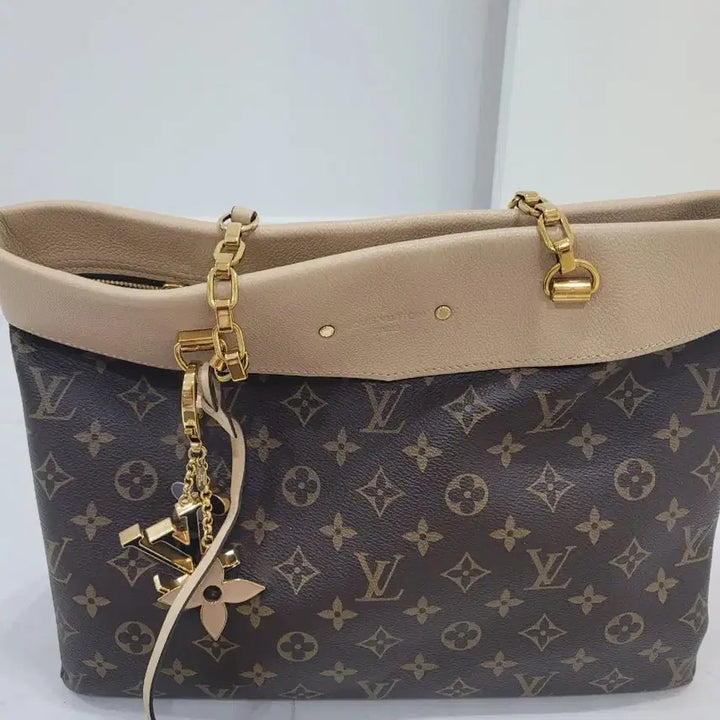 [BUNJANG] Louis Vuitton Chain Shoulder Bag / 루이비통 체인 숄더백 팔아요 (A++급)