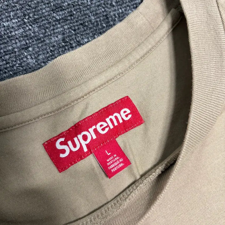 [BUNJANG] Supreme Intarsia 24SS T-shirt / 슈프림 인타르시아 24ss 반팔티