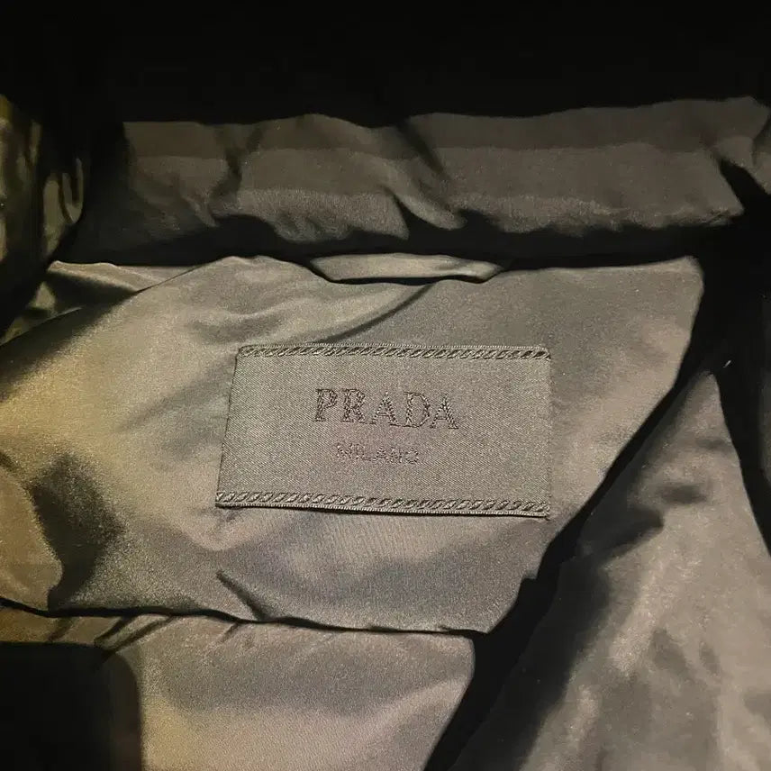 [BUNJANG] Prada Padded Jacket (Size 50) / [정품] 프라다 패딩 50