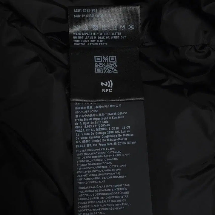 [BUNJANG] Prada Re-Nylon Padded Jacket / [48] 프라다 리나일론 패딩 블랙(SGB112)