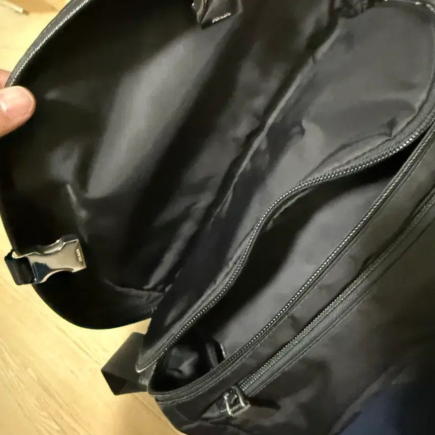 [BUNJANG] Prada Medium Biker Bag / 프라다 바이커백 미디움