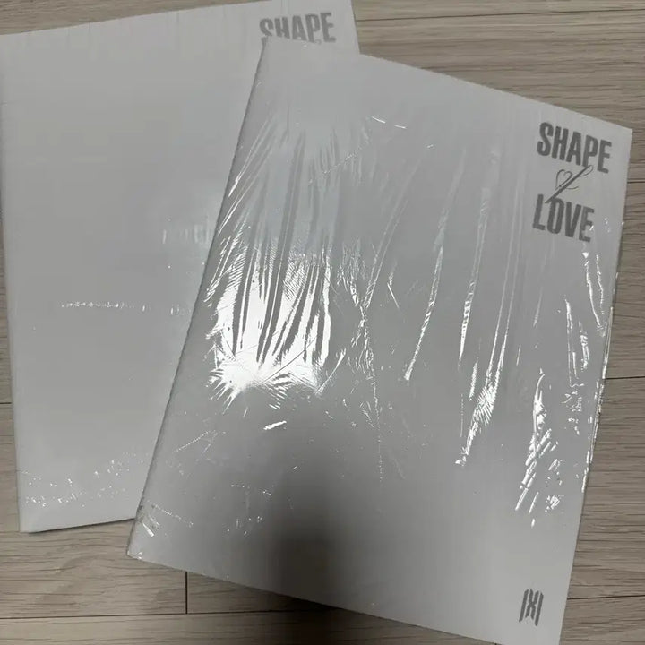 [BUNJANG] Monsta X SHAPE of LOVE Album Bundle Set (Sealed) / 몬스타엑스 SHAPE of LOVE 앨범 미개봉 2종 일괄