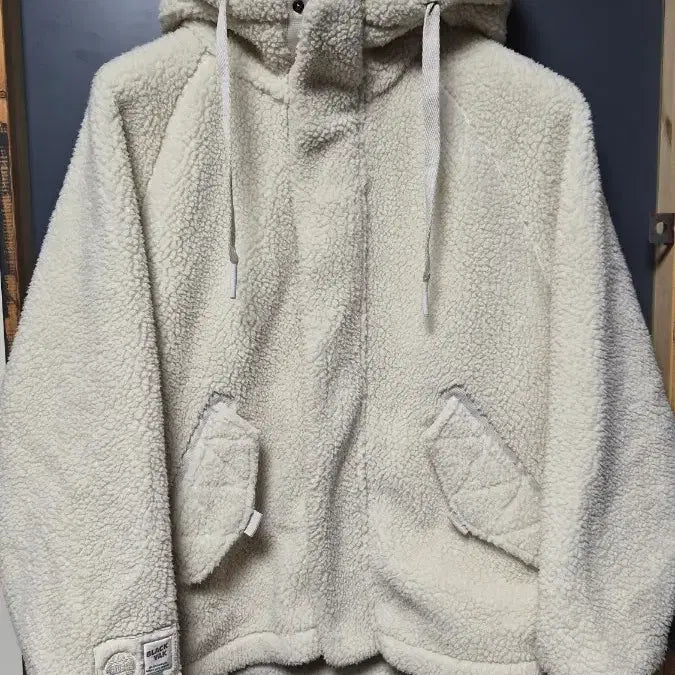[BUNJANG] Black Yak Ivory Fleece Hoodie Zip-up / 95)블랙야크 아이보리 뽀글이 후드 집업