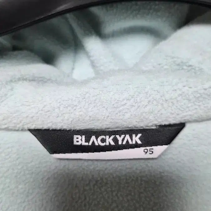 [BUNJANG] Black Yak Ivory Fleece Hoodie Zip-up / 95)블랙야크 아이보리 뽀글이 후드 집업