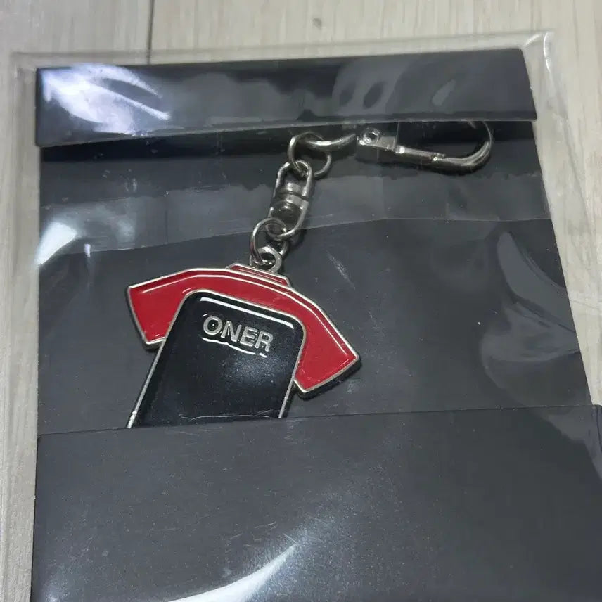 [BUNJANG] T1 Oner Membership 1st Generation Photocard, Keyring Bundle Set / T1 오너 포카 멤버십 1기 네컷 키링 일괄판매