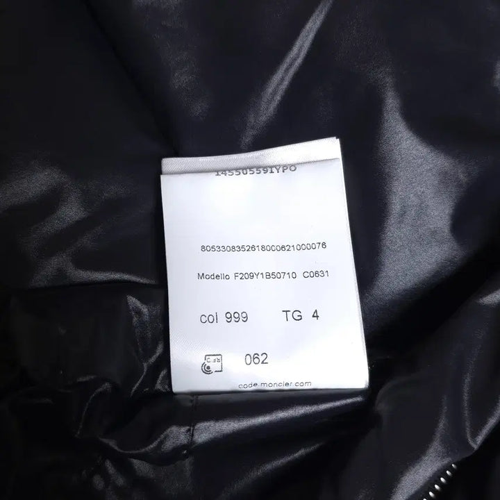 [SOLD OUT] [4] 몽클레어 알릭스 20FW 알몬드 패딩 블랙