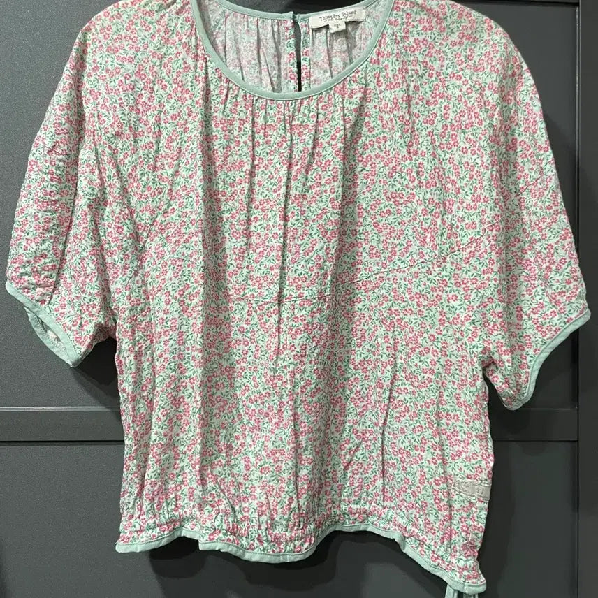 [BUNJANG] Thursday Island Floral Blouse / 써스데이아일랜드 블라우스
