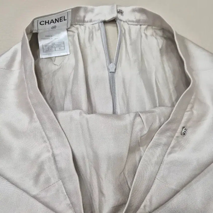 [BUNJANG] CHANEL Silk Midi Skirt / CHANEL 샤넬 정품 실크 미디 스커트