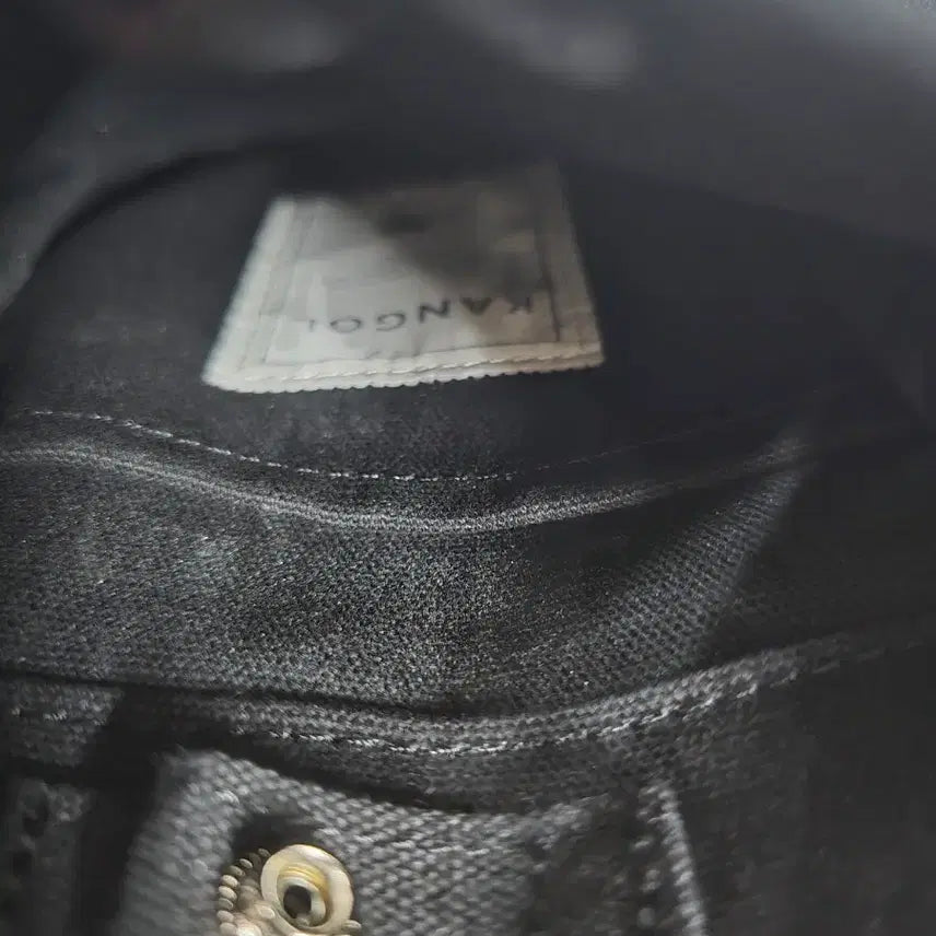 [BUNJANG] Kangol Mini Crossbody Bag / 캉골 블랙 미니 크로스백