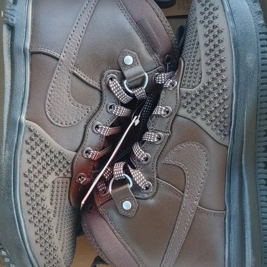[BUNJANG] Nike Lunar Force 1 Duckboot High - 240mm / 새상품)나이키 240 루나 포스1 덕부츠 하이 DZ5320 201