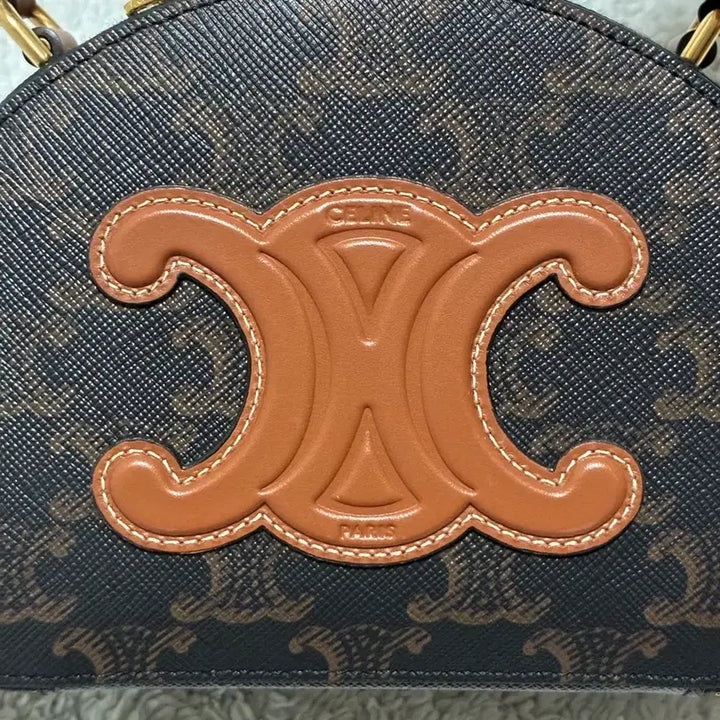 [BUNJANG] Celine Half Moon Bag / (정품)셀린느 하프문백