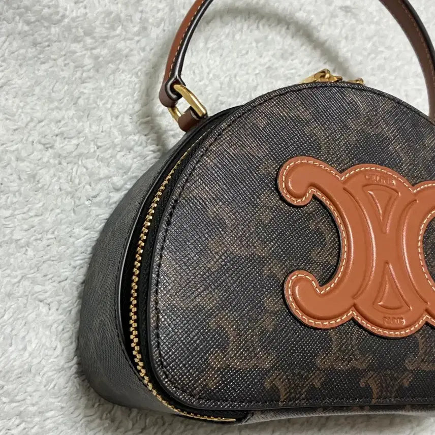 [BUNJANG] Celine Half Moon Bag / (정품)셀린느 하프문백