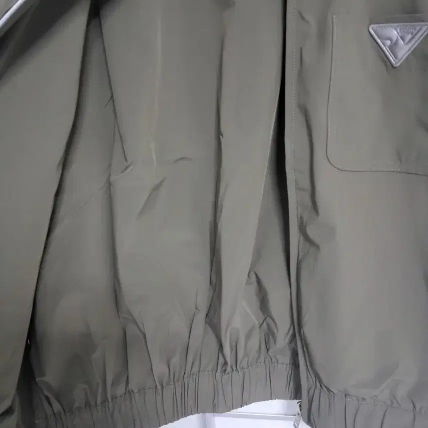 [BUNJANG] Southcape Khaki Vest / 사우스케이프 카키색 베스트 조끼