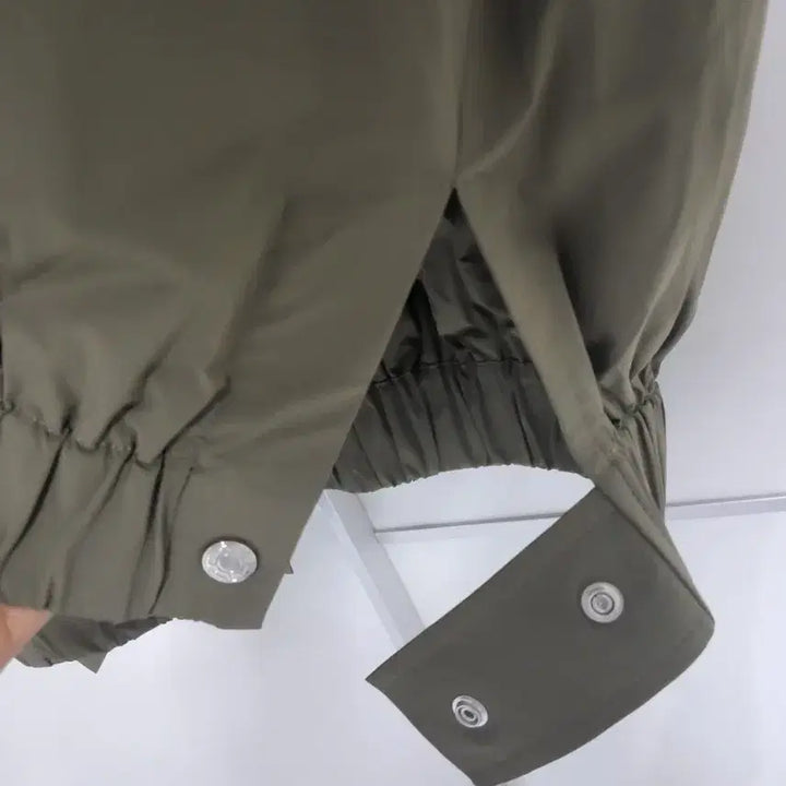 [BUNJANG] Southcape Khaki Vest / 사우스케이프 카키색 베스트 조끼