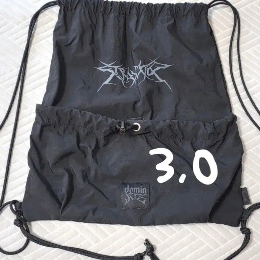 [BUNJANG] Stray Kids DOMINATE Seoul Drawstring Backpack / 스키즈 dominATE 서울 드로우 스트링 백팩
