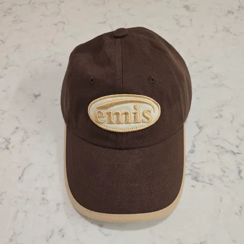 [BUNJANG] Emis Brown Baseball Cap / emis 이미스 브라운 볼캡 모자