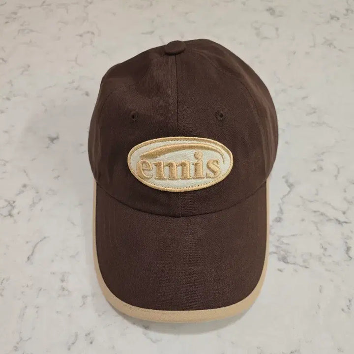 [BUNJANG] Emis Brown Baseball Cap / emis 이미스 브라운 볼캡 모자