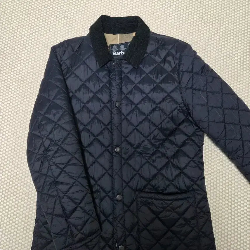 [BUNJANG] Barbour Quilted Jacket Navy [L] / 바버 퀼팅 자켓 네이비 [L]