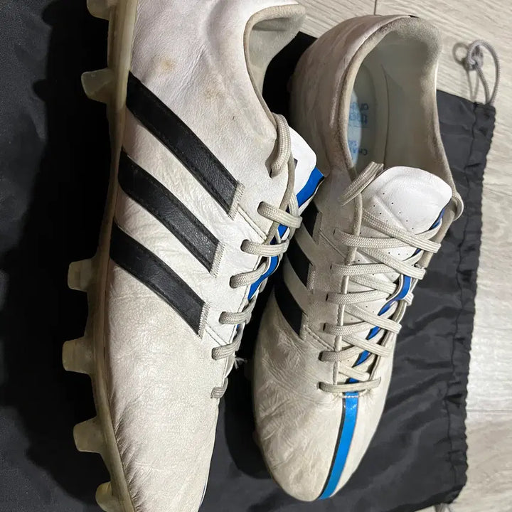 [SOLD OUT] 아디다스 아디퓨어 11pro TRX FG [270] 축구화