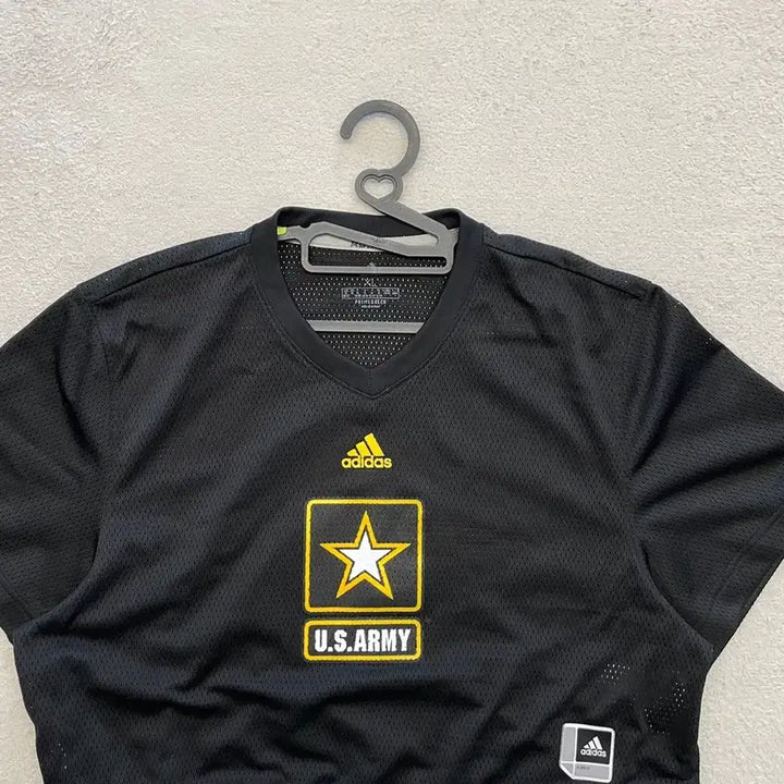 [BUNJANG] Adidas Army Cropped Rugby Jersey / 아디다스 여성 아미 크롭 반팔져지 럭비