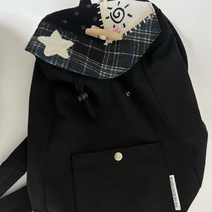 [BUNJANG] The Museum Visitor Backpack / 더뮤지엄비지터 백팩