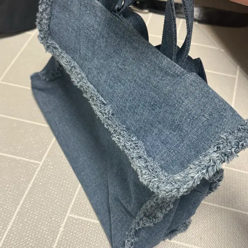 [BUNJANG] Kuani Blue Shoulder Bag / 콰니 가방