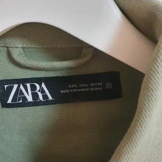 [BUNJANG] Zara Denim Jacket / 자라 데님자켓 야상자켓/통통66-77