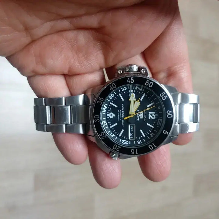 [BUNJANG] Seiko 5 Sports Automatic Black Metal Watch / 세이코 5 스포츠 오토매틱 블랙 메탈 시계